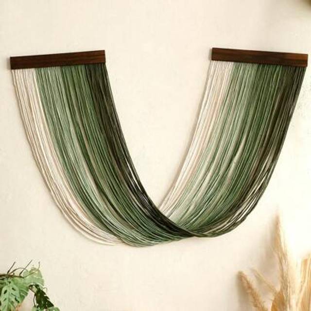 SHEIN 1pc Boho Macrame Wall Hanging - Handmade Woven Tapestry With Green Ombre Yarn - Large Wall Art For Living Room, Bedroom, Or Nursery - Modern Bohemian