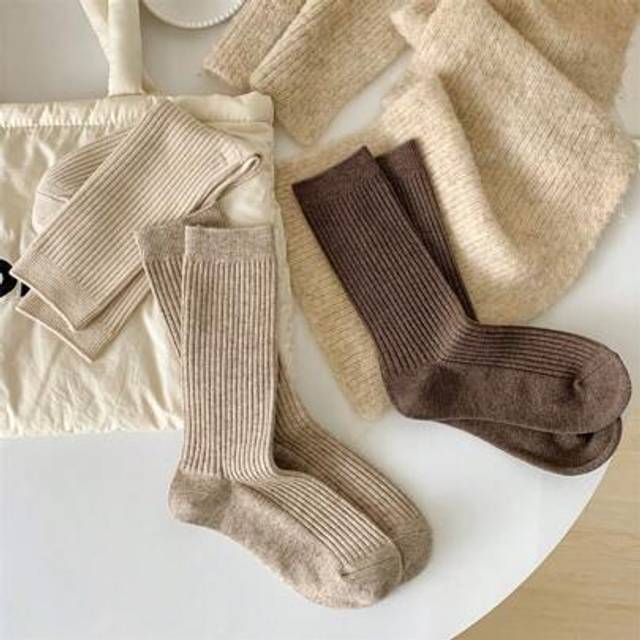 SHEIN 3 Pairs Women Solid Color Warm Slouch Ankle Socks, Classic All Match, Autumn & Winter