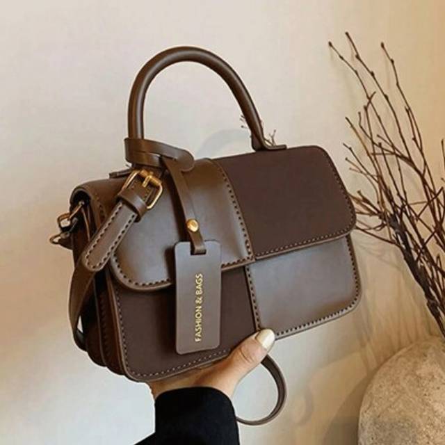 SHEIN Winter New Fashion Classic Joker Women&#39;s Suede Bag, Stitching Fabric Design Burgundy Bag, Letter Pattern Decorative Design Handbag, Square Bag And Sho