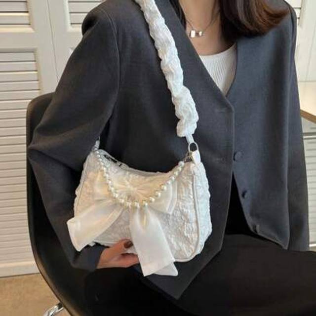 SHEIN Women Pearl Strap Bow Decor Cloud Pleated Shoulder Bag, Elegant Pearl Bag, Fashionable Bow Purse For Women