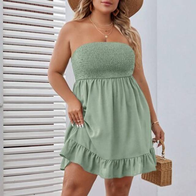 SHEIN Plus Size Women&#39;s Boho Solid Color Simple Daily Strapless Dress, For Summer,Beach Dress Sundress,Holiday Outfits