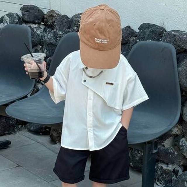 SHEIN 2pcs/Set Boys Casual Simple Solid Color Polo Collar Embroidered Patch Button-Up Short Sleeve Loose Shirt And Woven Shorts Set, Black And White, Suitab