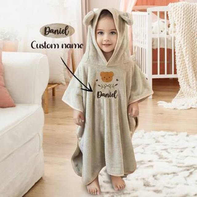 SHEIN 1pc Customized Embroidered Toddler Hooded Poncho | Soft & Warm Hooded Absorbent Bathrobe With Customizable Letter Combination | Cartoon Animal Pattern