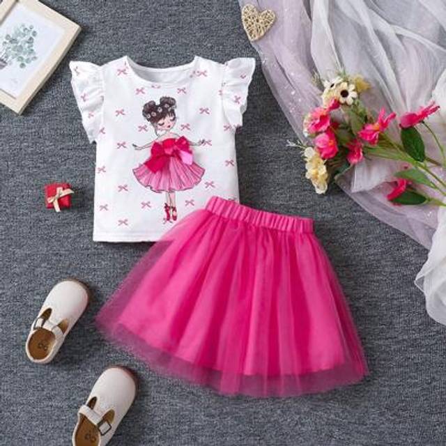 SHEIN Young Girl Cartoon Print Short Cap Sleeve Top And Mesh Skirt 2pcs Set, Valentine&#39;s Day
