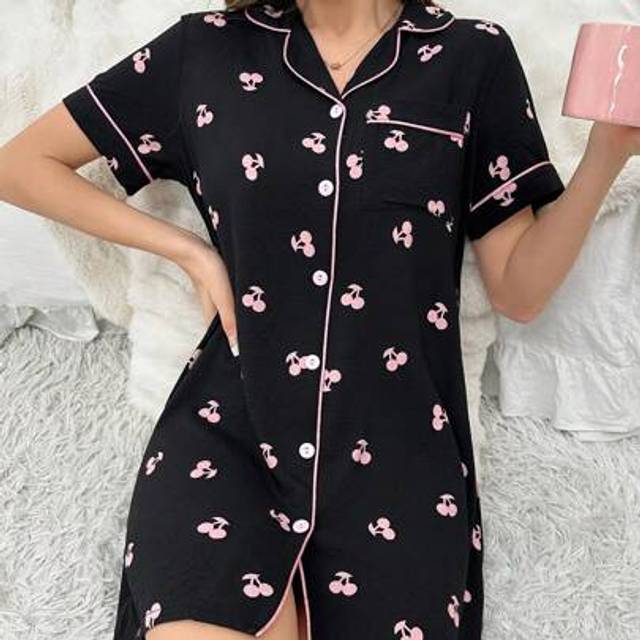 SHEIN Colorblock Heart Print Lapel Collar Button Front Women&#39;s Sleep Dress Pajama Dress With Edging