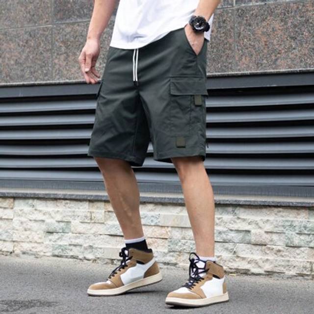 SHEIN Men&#39;s Ins Fashion Street Drawstring Work Shorts, Men&#39;s Street Shorts, Cool And Fashionable, Suitable For Daily Wear, Going Out, Meeting Friends, Going