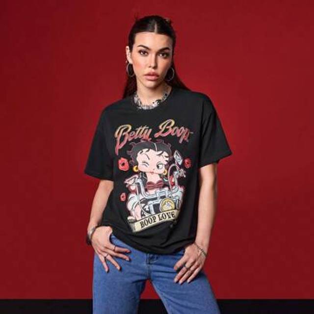 SHEIN Women&#39;s Summer  Black Cute Vintage Street Fashion Y2K Betty Locomotive Cartoon Portrait & Letter Print Round Neck Short Sleeve T-Shirt Graphic Tees Cl