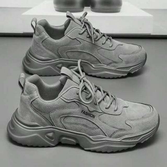 SHEIN Men&#39;s Casual Chunky Chunky Sneakers, Increasing Height, Student Fashion Shoes, Versatile & Sporty, Autumn/Winter