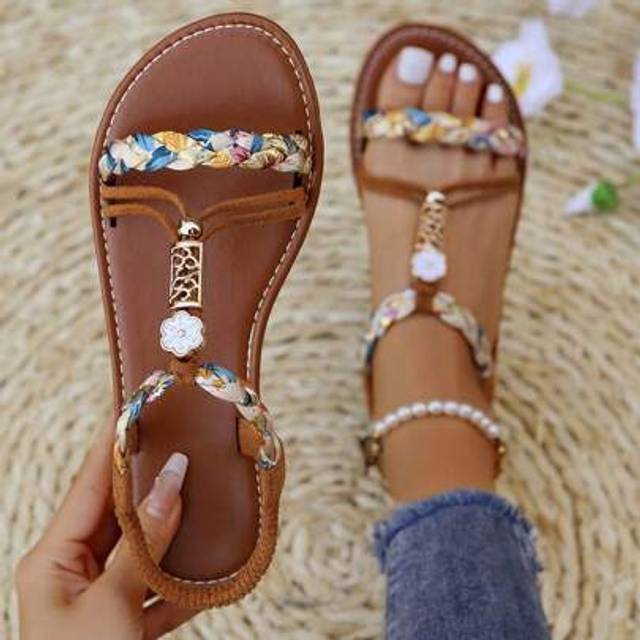 SHEIN Women&#39;s Retro Beaded Sandals, Flat Woven Casual Outdoor Slippers