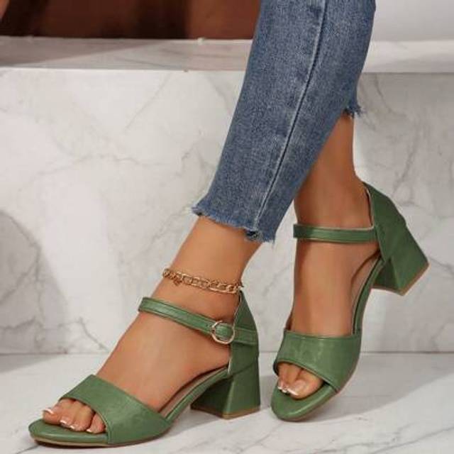 SHEIN Plus Size Women&#39;s High Heel Sandals, Comfortable PU Non-Slip Thick Heel Slingback With Buckle Strap, Classic Floral Pattern Open Toe, Suitable For Tra