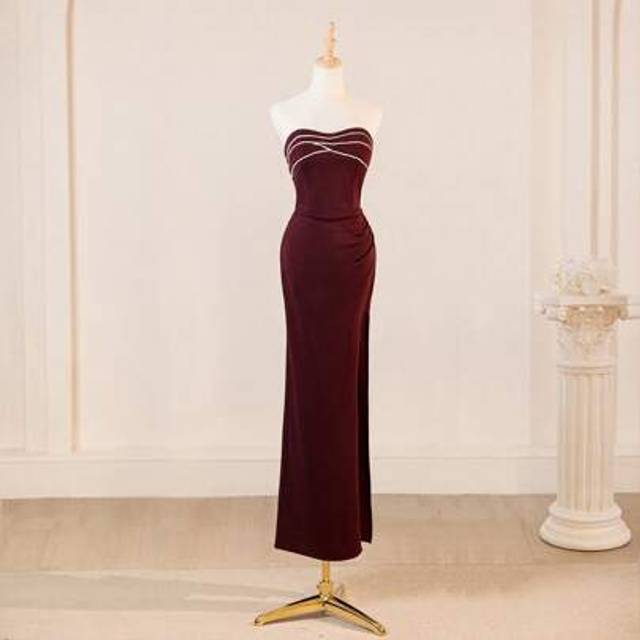 SHEIN New Arrival Elegant Off Shoulder Sleeveless Sequin Patchwork Tie-Up Slim Mermaid Slit Bridesmaid Dress For Cocktail Party