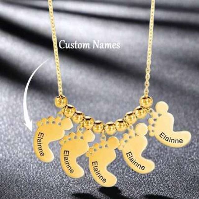 SHEIN Personalized Name Necklace Custom Engraved Baby Feet Necklace Pendant Family Boys Girls Children Stainless Steel Gift Women Men&#39;s Jewelry Can Be Custo