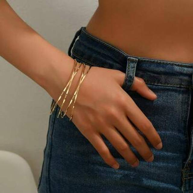 SHEIN European & American Style Hollow Multi-Layer Crossed Arm Cuff Bangle, Adjustable Personalized Minimalist Hip-Hop Bracelet