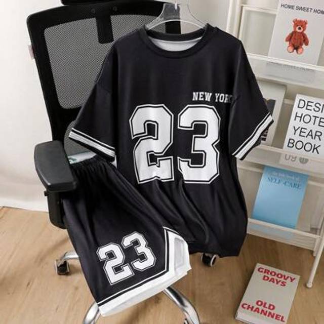 SHEIN 2pcs/Set Teenage Boys&#39; Loose Casual Letter Print Contrast Trim Top And Shorts Set Boys Jersey