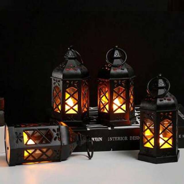 SHEIN 1/2/4pcs Mini Portable Hanging Hexagonal Wind Lantern Candle Lantern Lantern (With Battery), Vintage European Lantern Wind Lamp Simulated Candle Candl