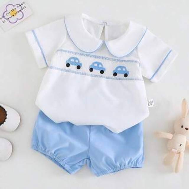 SHEIN 2pcs Toddler Boys Outfit - Mandarin Collar Car Print Shirt Paired With Blue Woven Shorts Set, Suitable For Babies To Wear As Pageboy Outfit For Partie