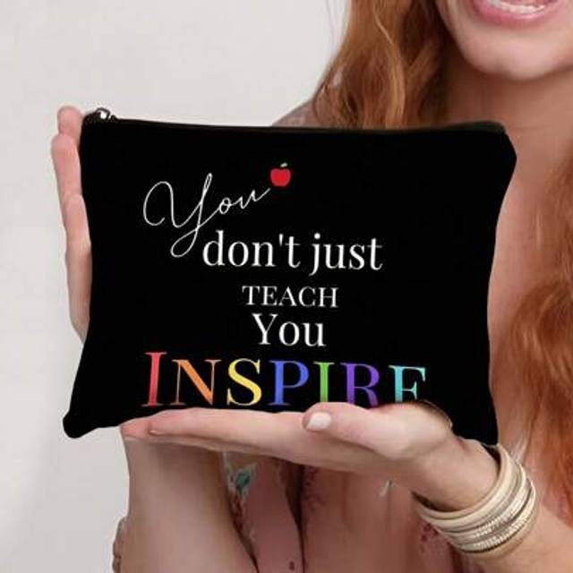 SHEIN 1pc Teacher Gifts, To Best Teacher Ever Letter Print Makeup Bag, Gift Bag Zipper Bag For Travel, Lightweight Storage Bag, Coin Purse, Zipper Clutch Po