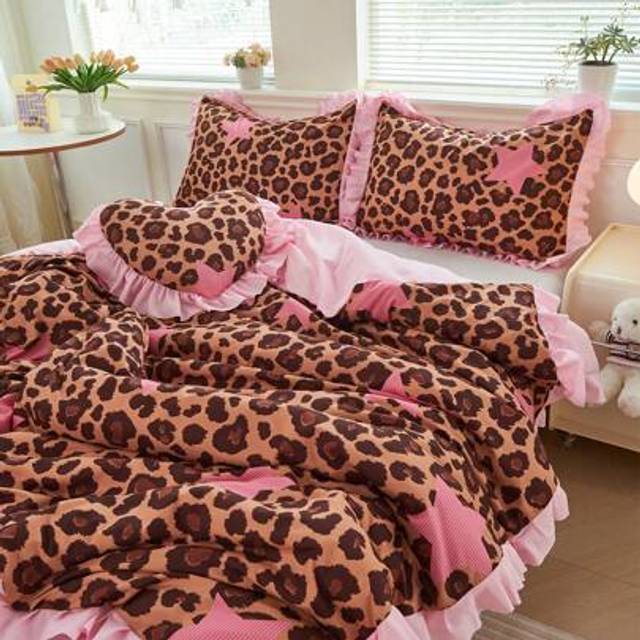 SHEIN 2/3pcsÂRomantic French Style Quilt Cover Set, Leopard Printed Duvet Cover Set, 1pc Comforter Cover With 1/2pcs Pillowcase, Soft And Breathable, Chic