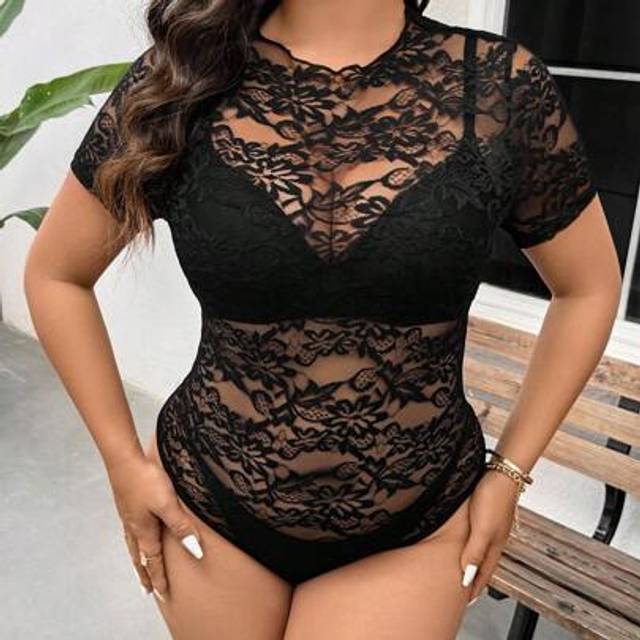 SHEIN Plus Size Casual Elegant Minimalist Lace Bodysuit