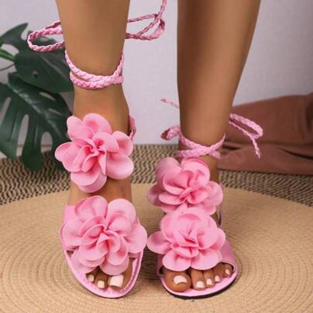 SHEIN Fashionable 3D Floral Decor Summer Roman Gladiator Sandals For Women