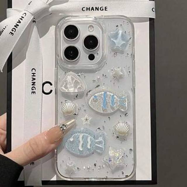 SHEIN Ocean Cute Three-Dimensional Small Fish And Shell Decoration Phone Case Compatible With IPhone 16 Pro Max/15/14/13/12/11