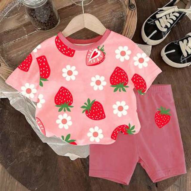 SHEIN Baby Girl Strawberry & Flower Print Round Neck Short Sleeve Cute T-Shirt And Knit Leggings Shorts Set, Girls Summer Outfit