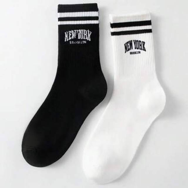 SHEIN 2 Pairs Men&#39;s Mid-calf Socks With Letter &#39;new York&#39;, Black & White Stripes, Anti-odor & Moisture-absorbing, Fashionable & Casual Round Neck Socks Suit