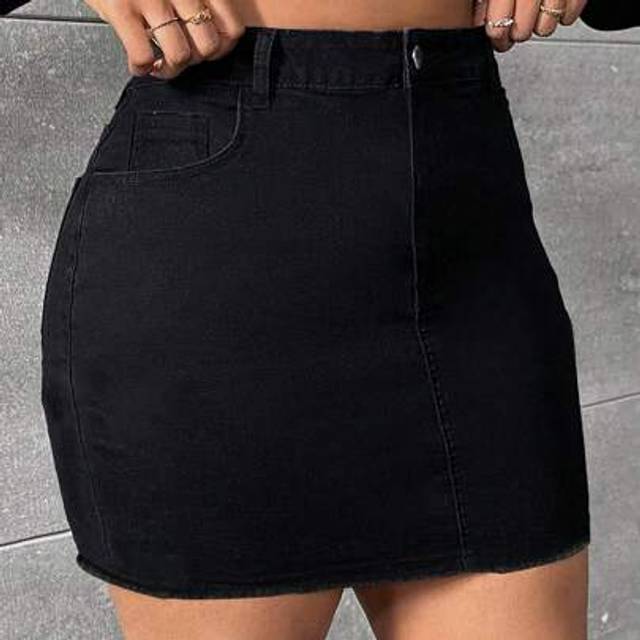 SHEIN Plus Size Women Button Front Pocket Casual Denim Pencil Mini Skirt