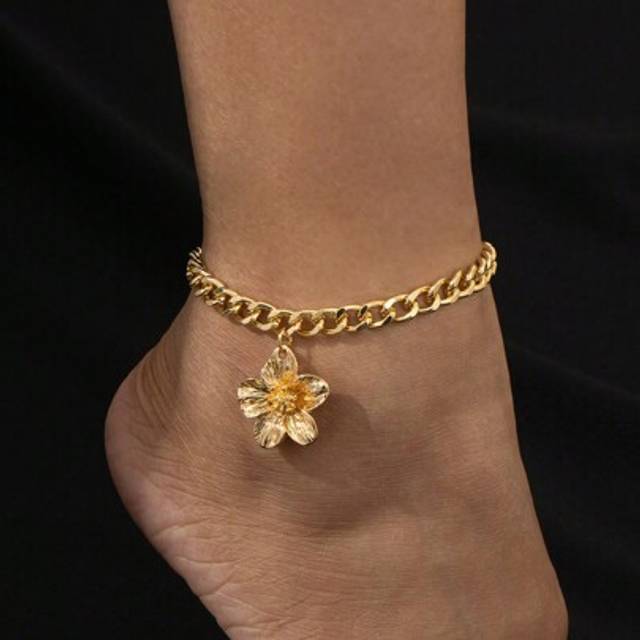 SHEIN 1pc Women Gold Flower Charm Thick Chain Anklet