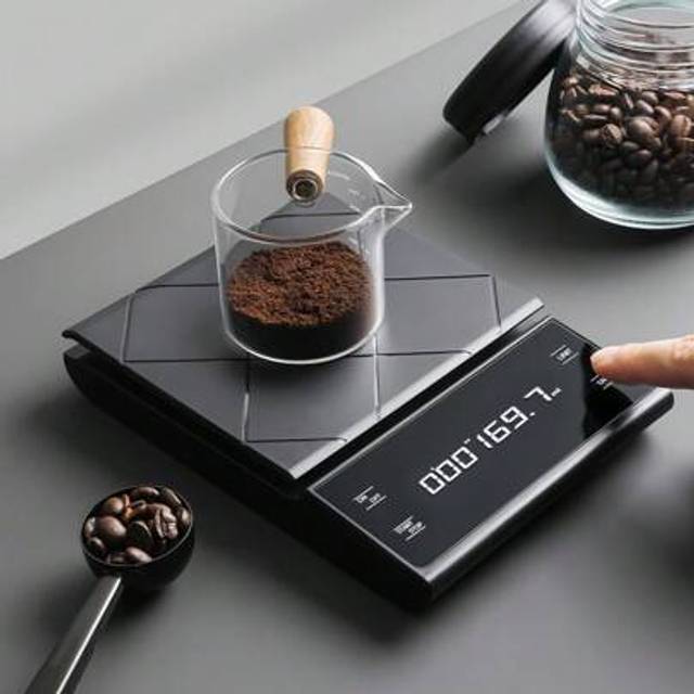 SHEIN 1 PC Coffee Scale With Timer, With Silicone Pad, LCD Backlight Display, High-Precision Home Kitchen Smart Food Electronic Scale With Tare Function, Po