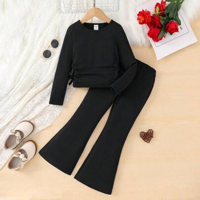 SHEIN Young Girls&#39; Casual Floral Gray Round Neck Ruched Long Sleeve Fitted Knit Top And Flare Pants Set, Suitable For Home And Outdoor ,Travel Outfit Airpor