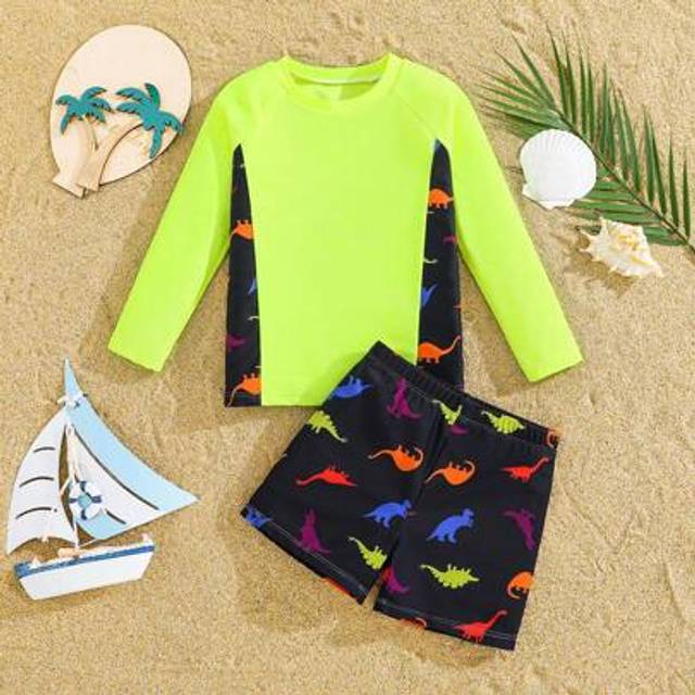 SHEIN 2pcs Kids Boys Casual Holiday Mix Print Round Neck Pullover Top And Printed Shorts Knitted Swimsuit Set