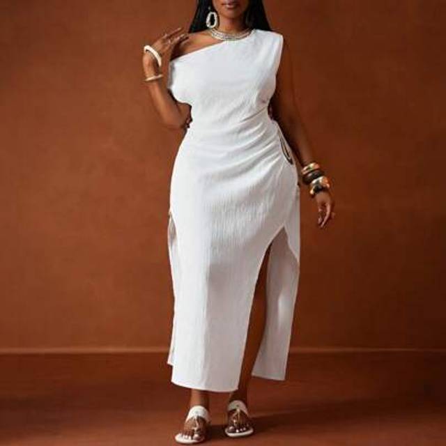 Slaydiva 2025 Spring/Summer New Elegant Wedding Guest Mini Dress, Lightweight Fabric, Textured White, Asymmetrical Neck, Side Cutout, Bowknot Detail, Plus Size