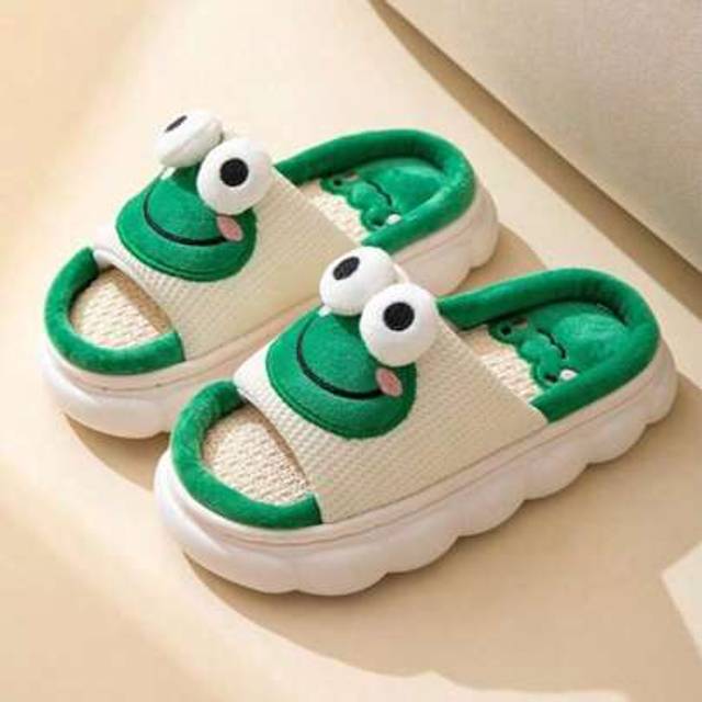 SHEIN Linen Slippers Cartoon Frog Design Cute Home Indoor Non-Slip Slip-On Fabric Slippers For Women And Couples