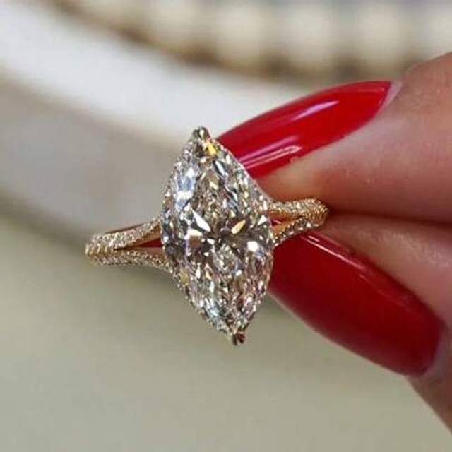 SHEIN Luxurious 18K Gold Plated Elegant Zirconia Stone Layered Vintage Fashion Engagement Ring For Women