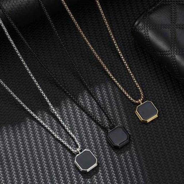 SHEIN 1 Pc Fashionable Stainless Steel Rectangular Pearl Oxidized Pendant Necklace For Men, Suitable For Daily Wear