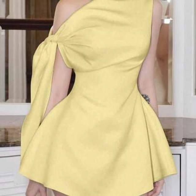 SHEIN Women&#39;s Elegant Butter Yellow Asymmetric Shoulder Tie-Up Minimalist Short Graduation Dress