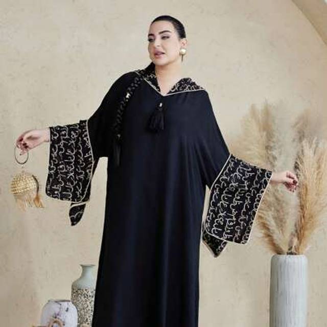 SHEIN Heavy Gold Embroidery Arabic Elegant Dress With Tassels Fashion Hat, Creative Sleeve, Black, Spring & Summer 2025, RAMADAN, Eid Al Adha