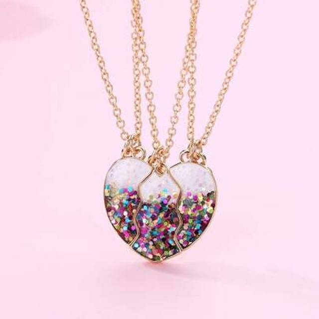 SHEIN 3pcs/Set Girls&#39; Zinc Alloy Triple Petal Heart Shape Enamel Magnetic Necklace Set, Suitable For Daily Wear And Matching With Best Friends