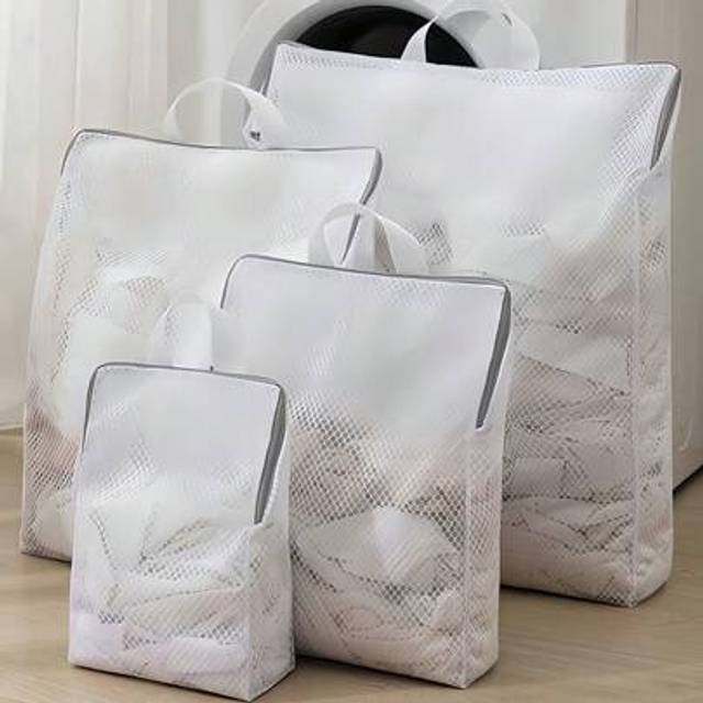 SHEIN 1-Pack White Laundry Wash Bag With Handles - Honeycomb Mesh Delicates Protector For Bras/Sweaters/Socks, Snag-Proof Thick Mesh Washing Machine Bag For