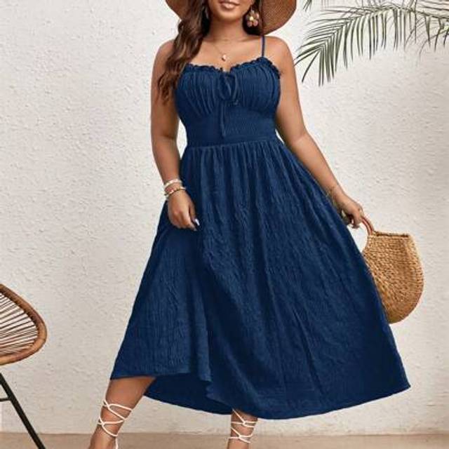 SHEIN Plus Size Solid Color Minimalist Chic Dress, Suitable For Summer,Sun Dresses For Women