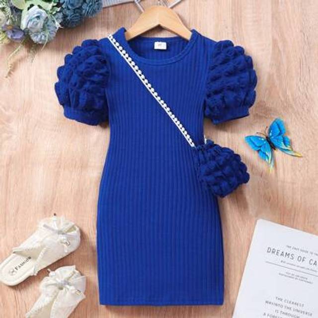 SHEIN Young Girl Short Sleeve Solid Color Bubble Textured Rib Knit Casual Dress With Bag