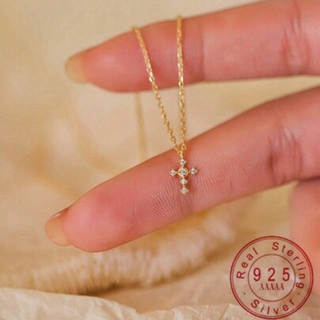 SHEIN 1pc S925 Sterling Silver 14K Gold Plated Mini Cubic Zirconia Cross Layered Necklace, Versatile & Accessory For Girl
