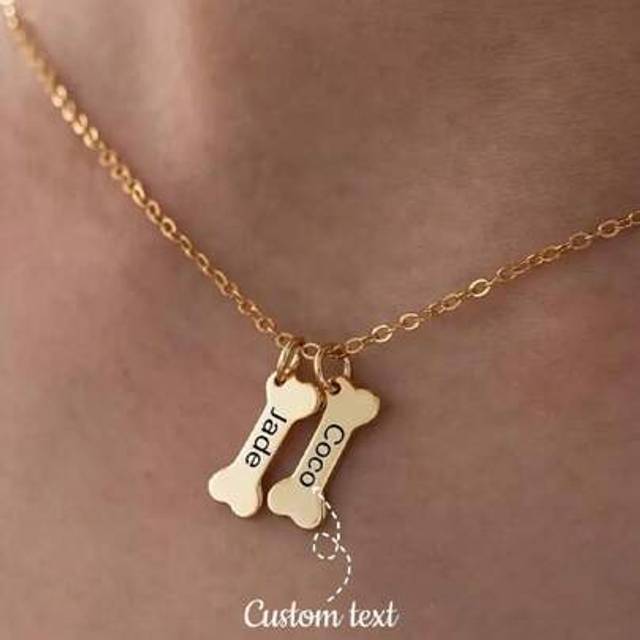 SHEIN 1pc Custom Dog Bone Engraved Name Necklace, Dog Bone Pendant Necklace Personalized Name Necklace, Dog Lover Jewelry, Ladies Pet Souvenir Gift Valentin