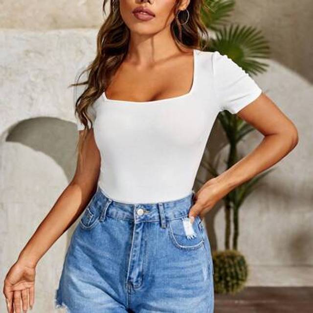 SHEIN Square Neck Short Sleeve Slim Solid Women T-Shirt