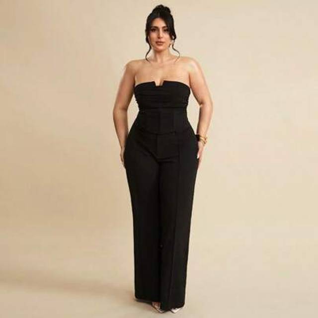 SHEIN Plus Size Women&#39;s Black Knitted Tube Top V-Neck Fitted Crop Top, Long Fitted Flare Pants, 2 Pieces Suit Set, Elegant 2 Pieces Outfit, Suitable For Gra