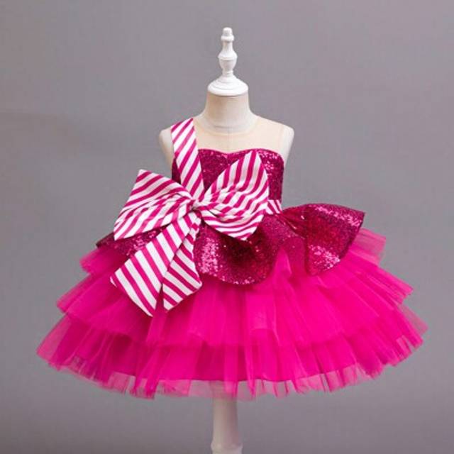 SHEIN Young Girl Christmas/All Seasons Kids Party Dress, Green Sequin Mesh Tulle Puffy Skirt, Red Mesh Hem Special Occasion Tutu Dress