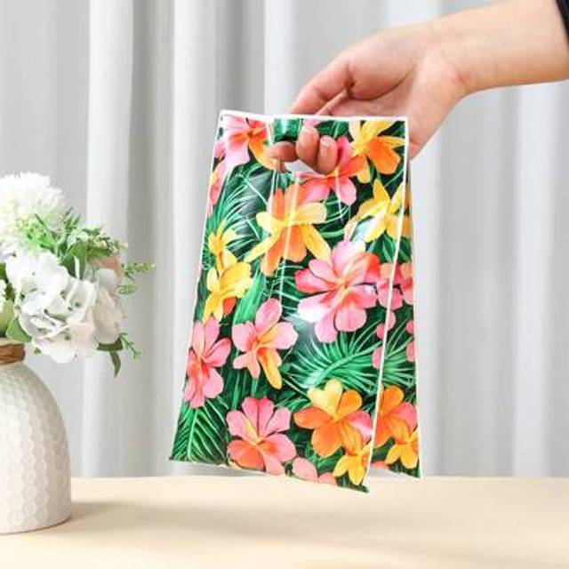 SHEIN 10/25/50Pcs Hawaiian Flower Green Leaf Gift Bag,Gift Wrapping Bag,Hawaii Tropical Party Favor Bag,Tote Bag,Gift Packaging Bag,Storage Bag,Aloha Party
