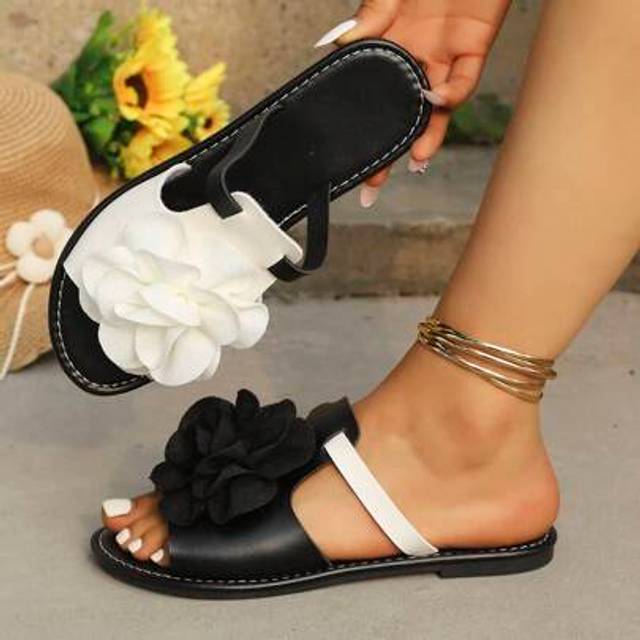 SHEIN Ladies Peep Toe Flat Sandals, Summer New Women&#39;s Fashion Leisure Decoration Floral Two-Color Sandals, Beach Slippers