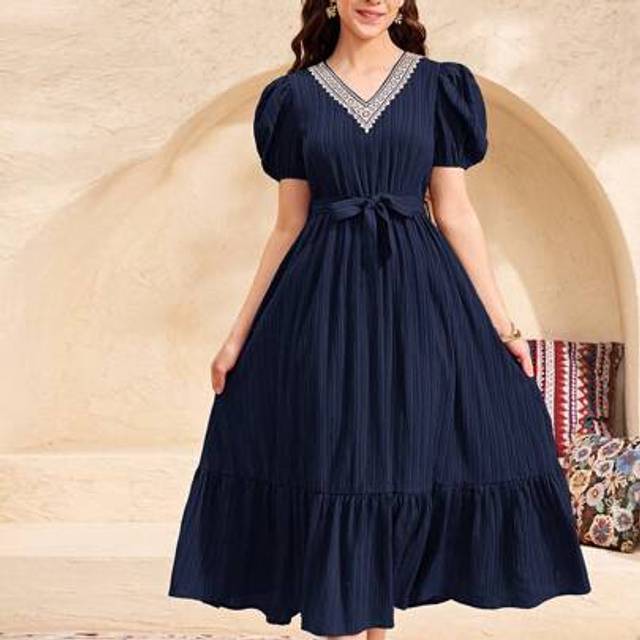 SHEIN Teen Girls&#39; Navy Blue Ruched Textured Jacquard Puff Sleeve Tie-Waist Ruffle Hem Robe, Vacation Casual Long Dress For Spring And Summer